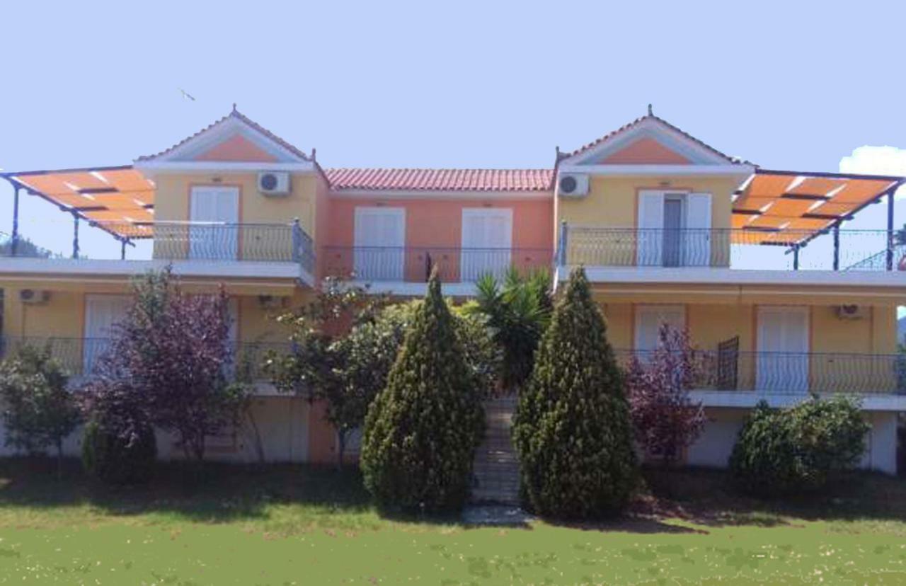 Apartment M&l *